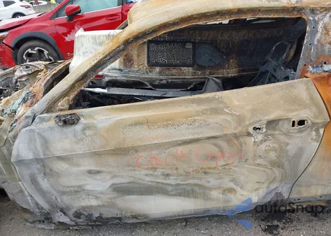 2016 Ford Mustang V6 z USA, uszkodzony, nr VIN 1FA6P8AM1G5326396